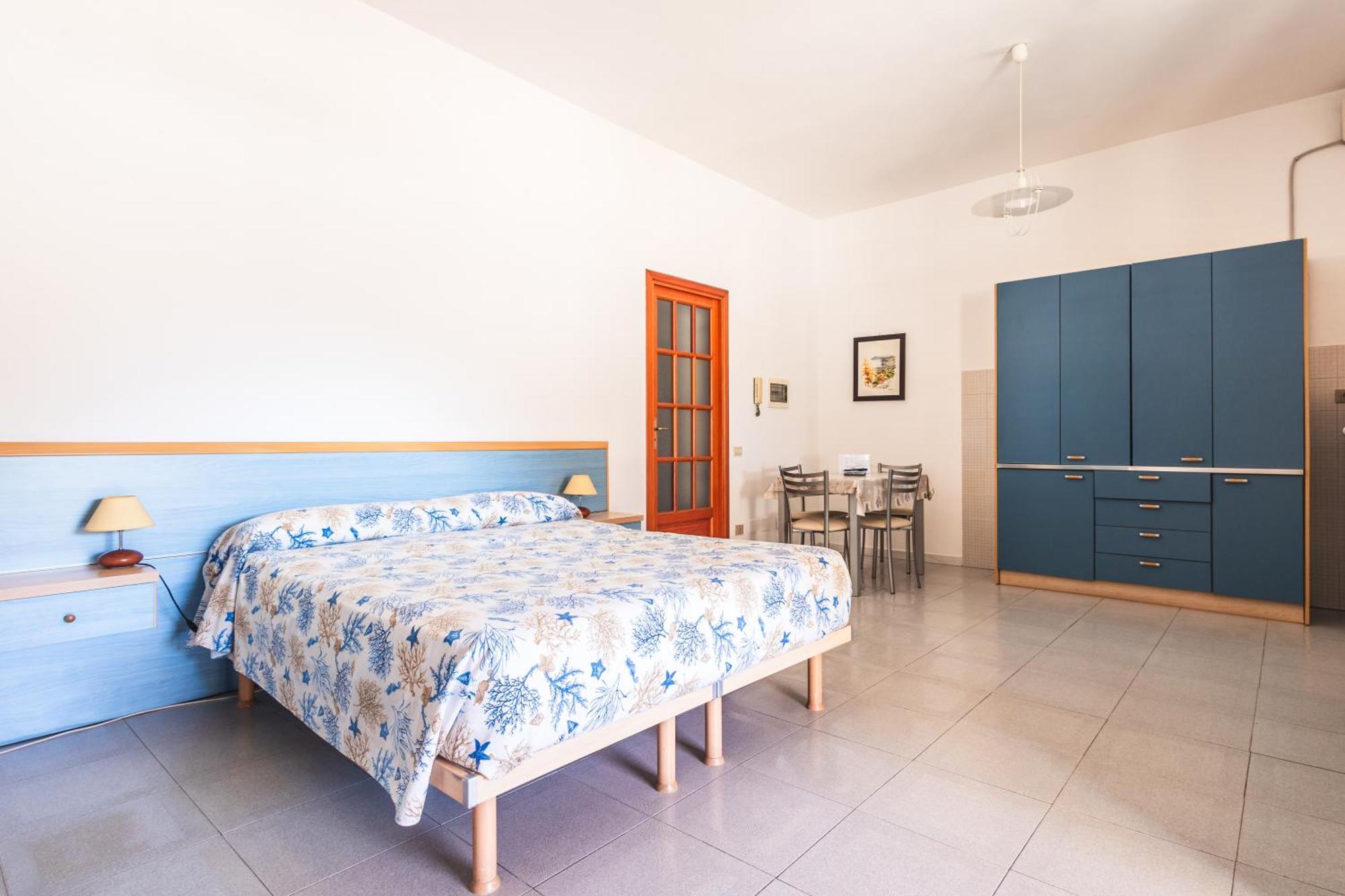 Hotel Residence La Villetta Canneto  Extérieur photo