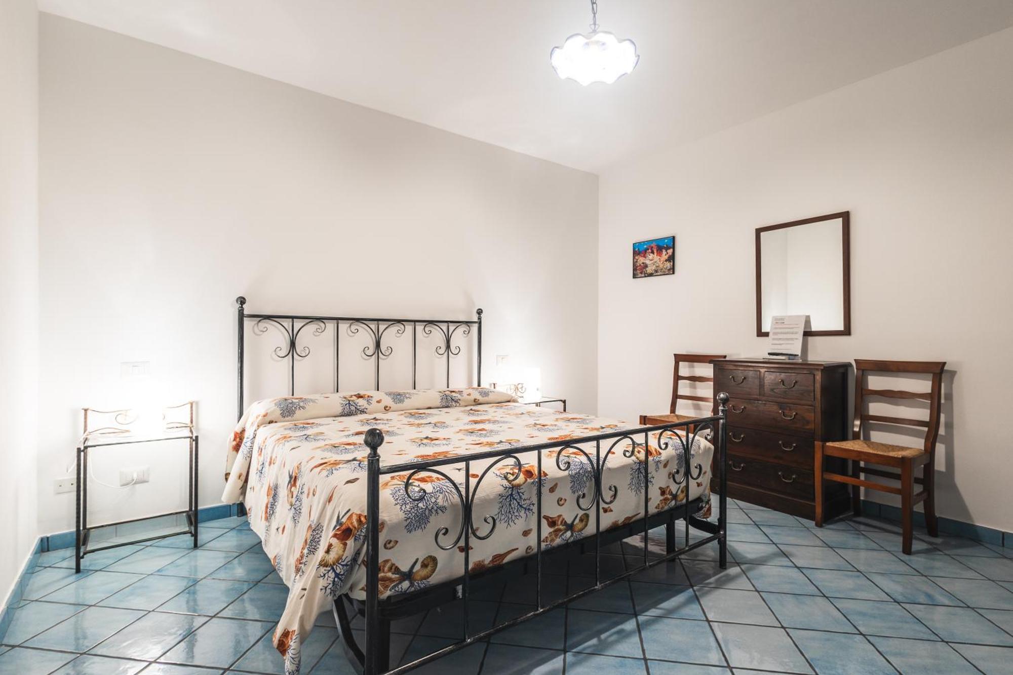 Hotel Residence La Villetta Canneto  Extérieur photo